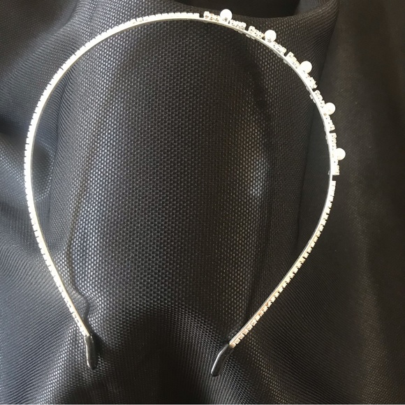 New Pearl Headband - Picture 5 of 6